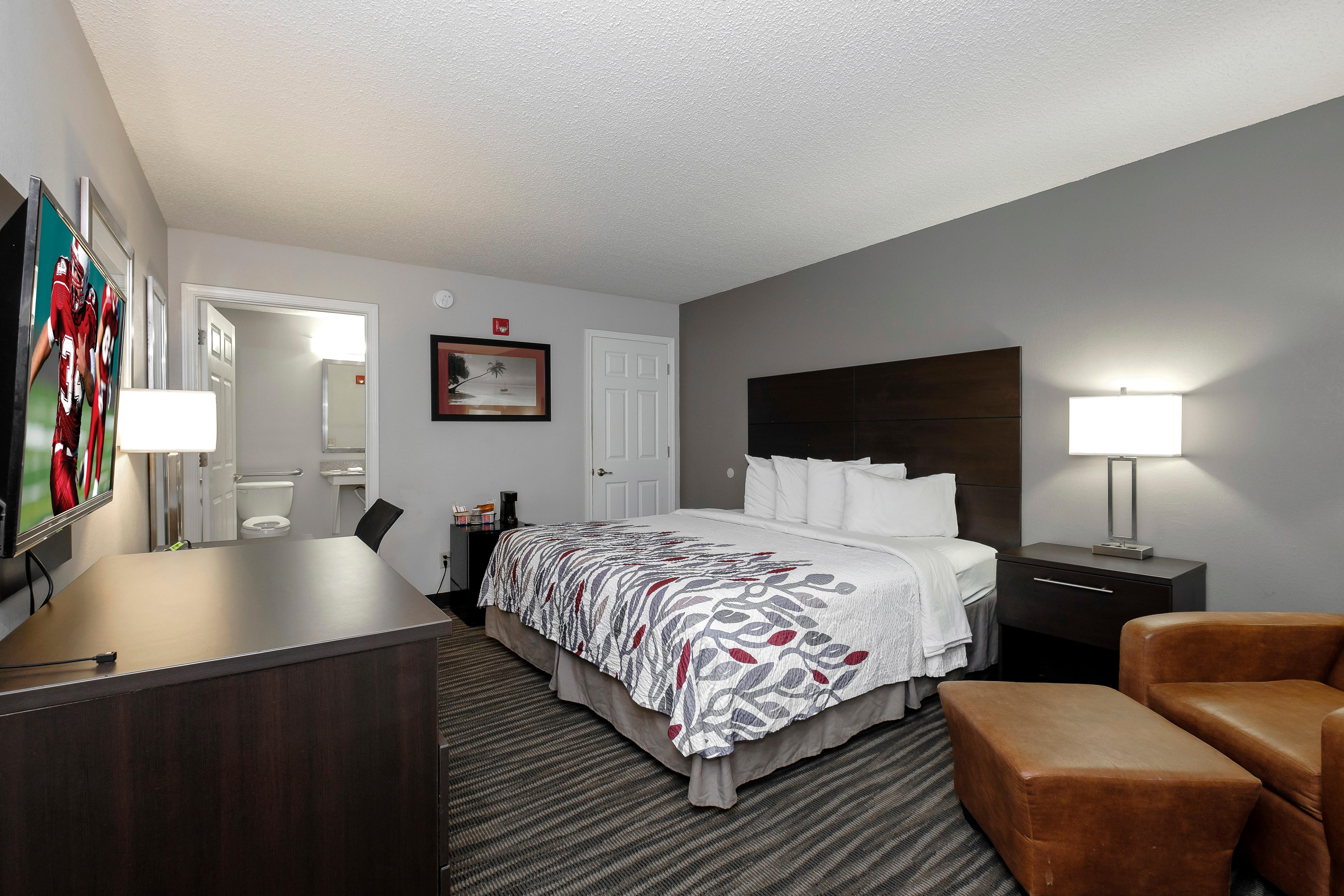 Red Roof Inn Defuniak Springs Buitenkant foto