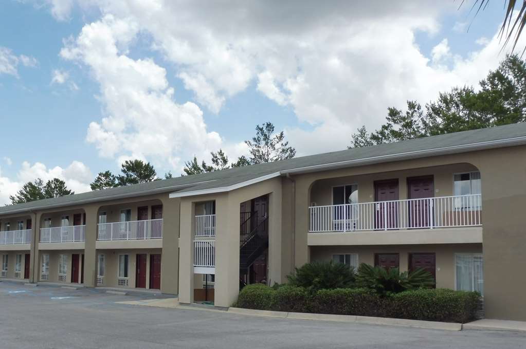 Red Roof Inn Defuniak Springs Buitenkant foto